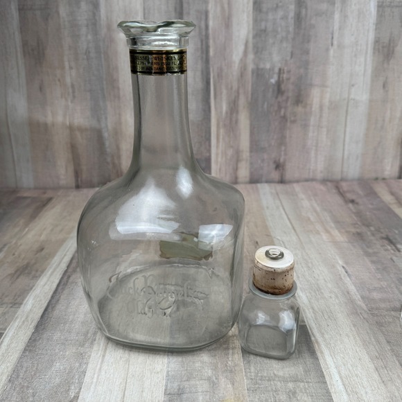 Vintage Jack Daniels Tribute To Tennessee Old no.7 Bottle Decanter with Glass - Picture 5 of 7